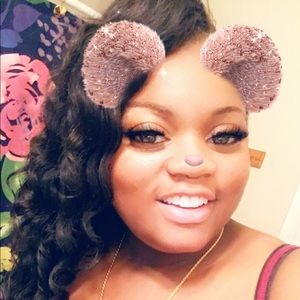 Meet your Posher, Eyana